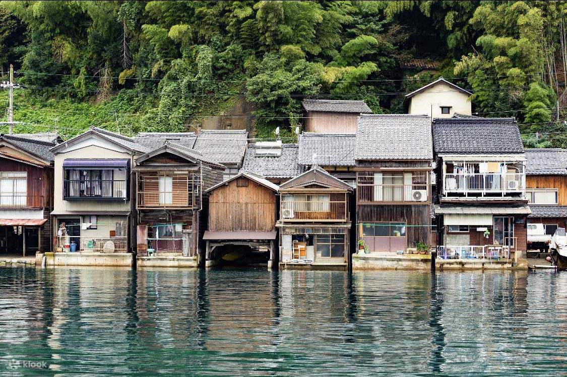 Kyoto: Ine Boathouse & Amanohashidate & Miyama Thatched