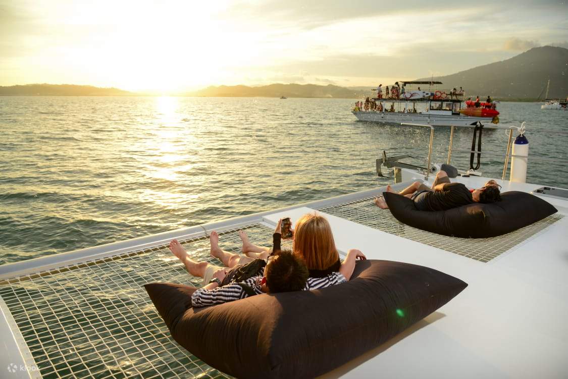 Crociera al tramonto