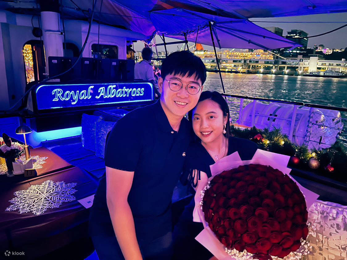 Круиз Royal Albatross: огни Сингапура и ужин на закате