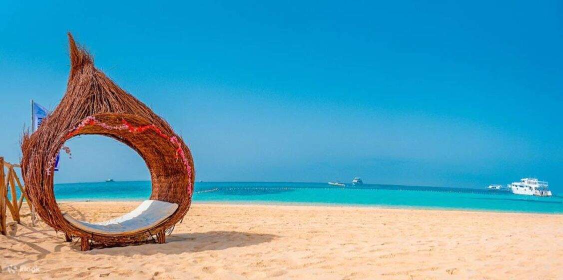 Khám phá Đảo Paradise Hula Hula kèm bữa trưa từ Hurghada