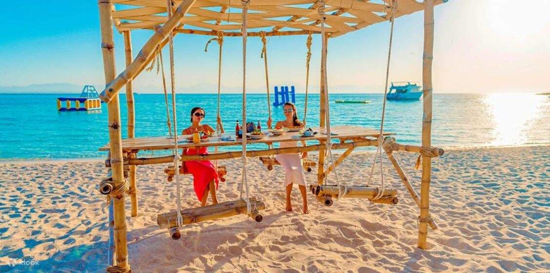 Aventura en la Isla Paraíso Hula Hula con Almuerzo desde Hurghada