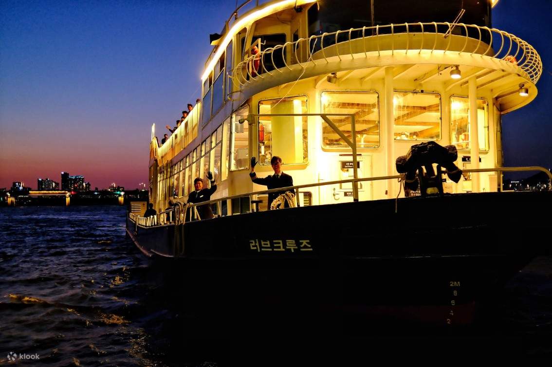 Pelayaran Sungai Hangang Seoul Yeouido Eland