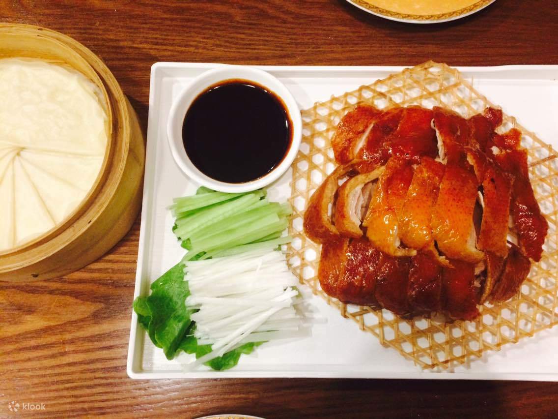 Embark on a 3-hour culinary adventure in Beijing! (Fully bilingual