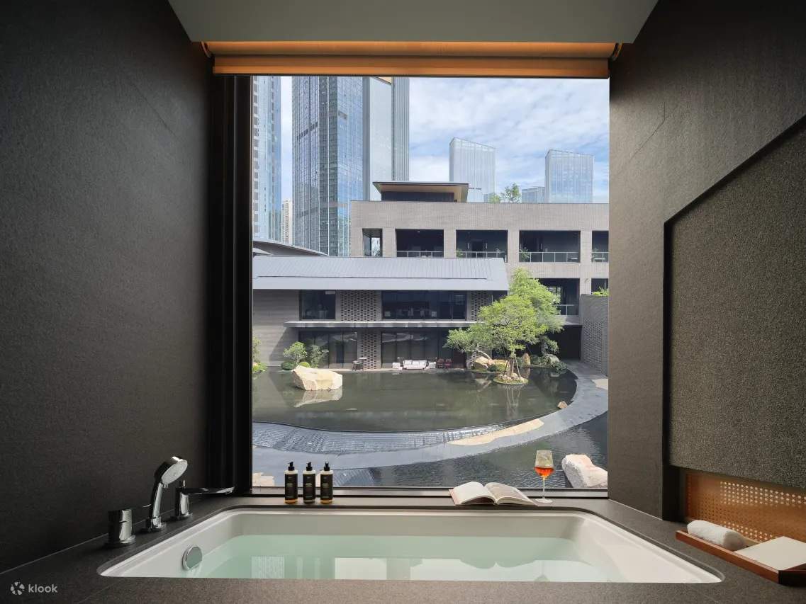 Unterkunftspaket im Wellesley Hotel am Meixi-See in Changsha