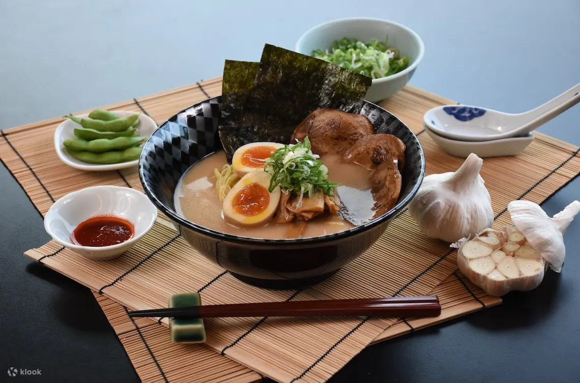 台日麵點加賀屋拉麵