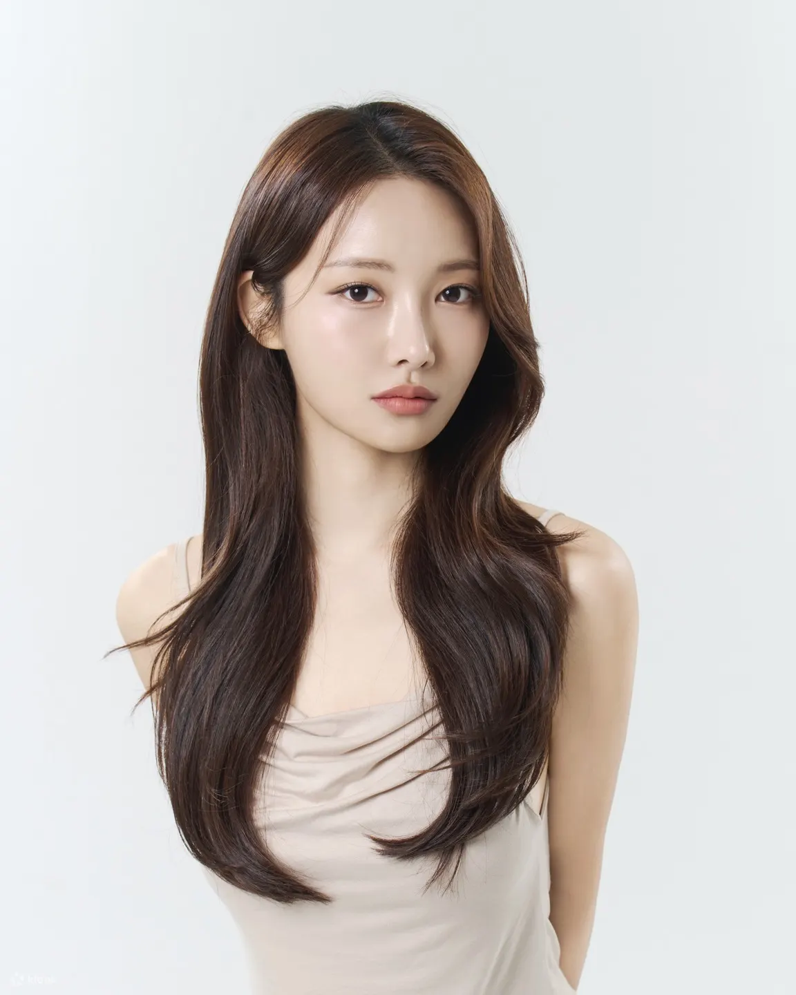 韩国女星造型优雅妆容