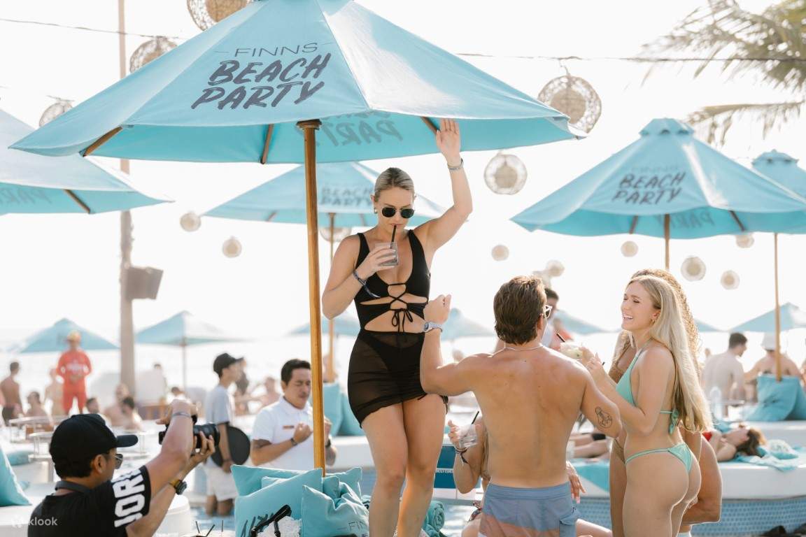 finns beach club bali