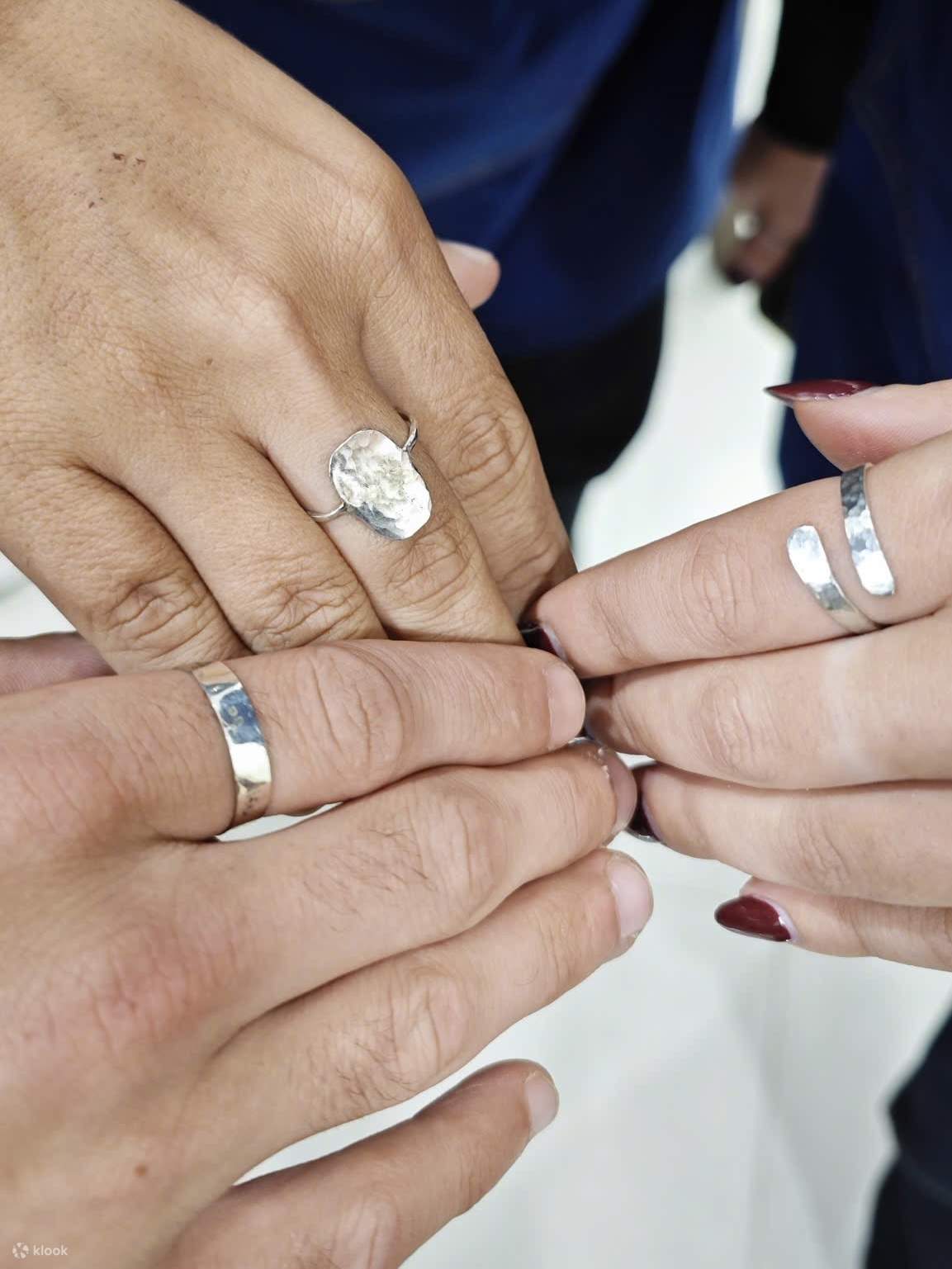 Clase de fabricación de joyería de plata en Hanói