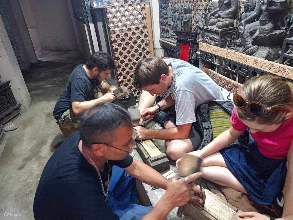 Aprendiendo a tallar la madera