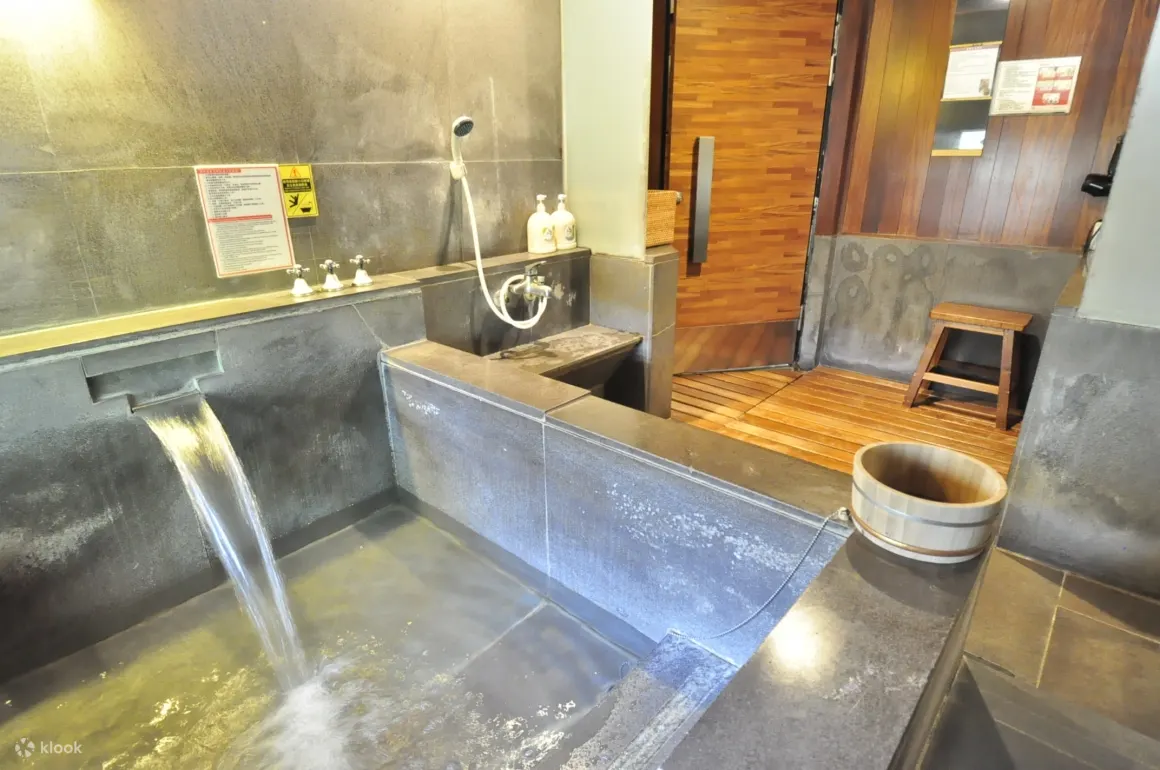 Spring City Resort private hot spring room