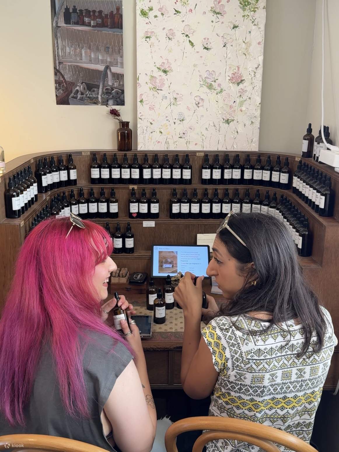 Workshop Membuat Parfum Sendiri di ADoR di Gwangalli, Busan 