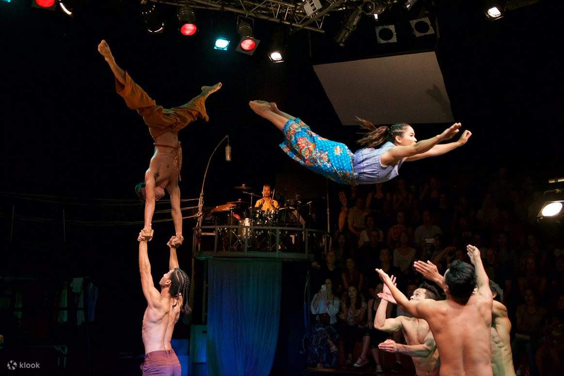 Phare Cambodian circus