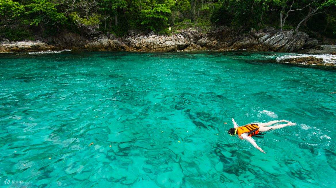 snorkeling phuket