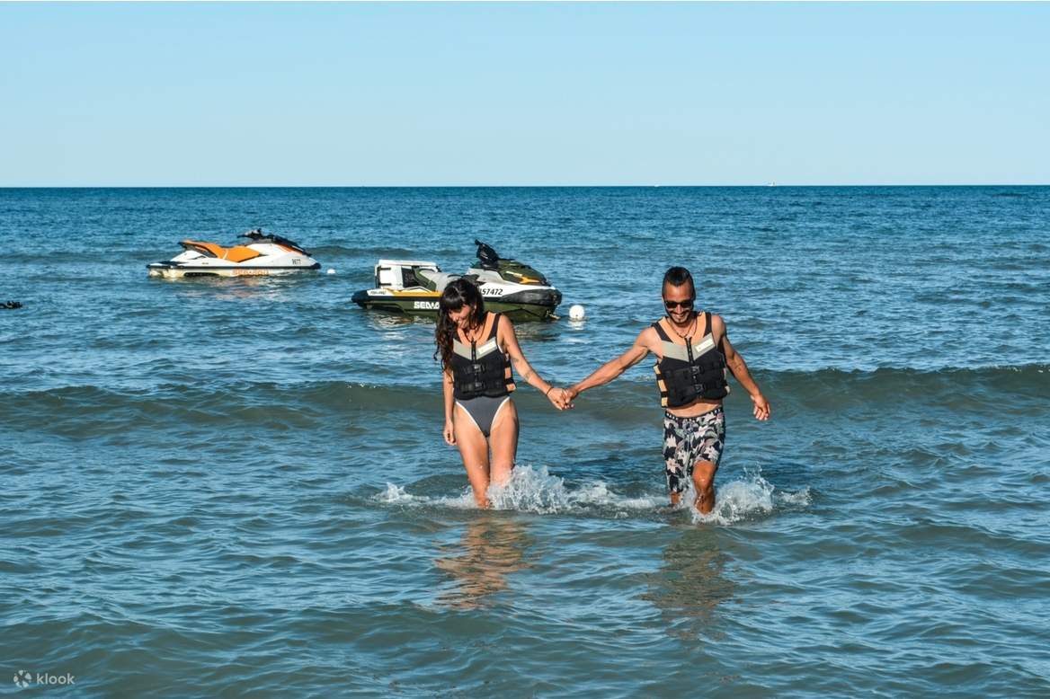 全台最辣英文老師」大解放布條遮不住Ｅ奶｜壹蘋新聞網, image size:1168x778