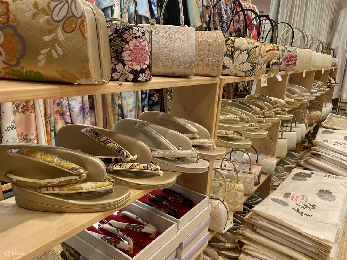 Noleggio kimono (fornito da Kimono Rental Wargo Kanazawa Korinbo)