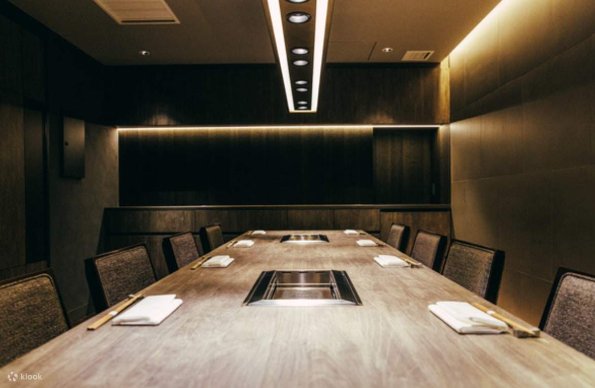 Yakiniku berkualitas tinggi USHIGOROS di Tokyo. Cabang Shinjuku/Ginza/Nishiazabu