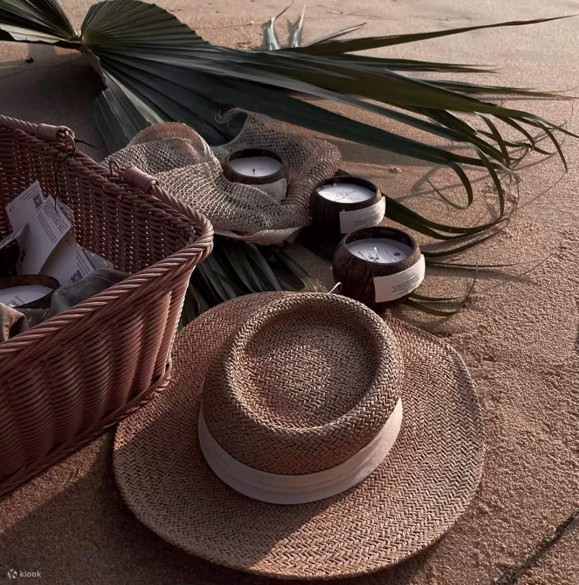 Atelier de fabrication artisanale de bougies énergétiques aux huiles essentielles pures