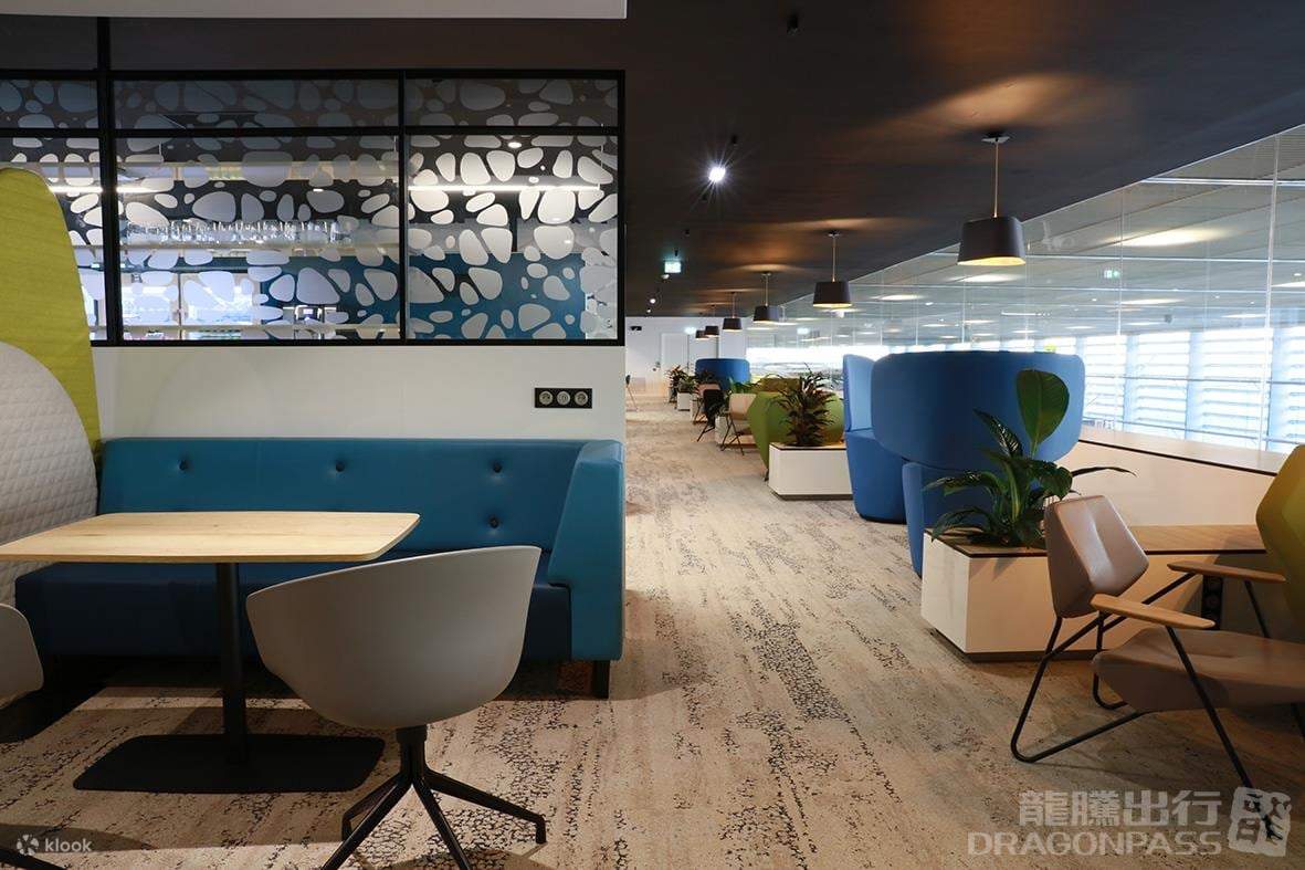 Perkhidmatan Ruang Rehat Lapangan Terbang Blagnac oleh La Croix du Sud Lounge