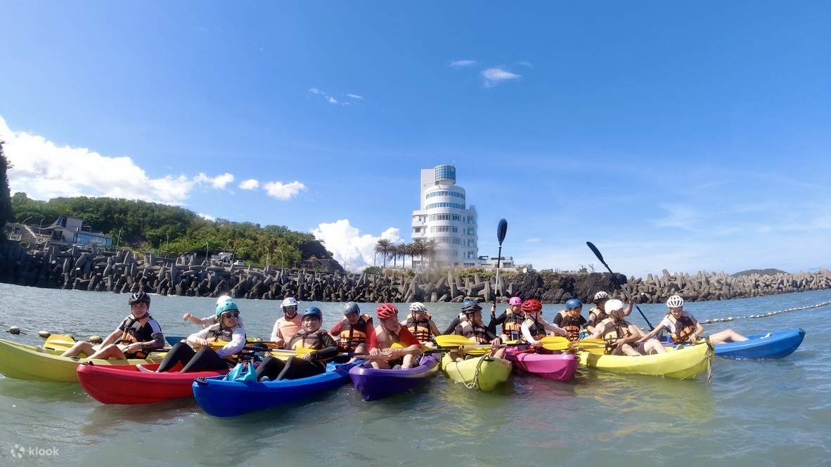 Yilan｜Water Walker Eintägiges Sommersportcamp am Meer – Stand-Up-Paddling & Kanufahren & Schnorcheln