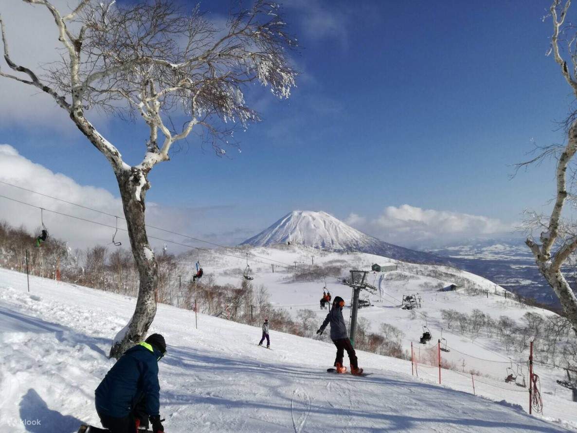 올인클루시브 【히라후】니세코 멀티데이 리프트+렌털+버스(삿포로)