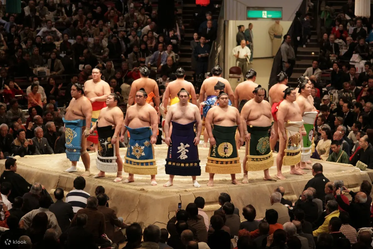 名古屋：相扑比赛A级座位和专家指南