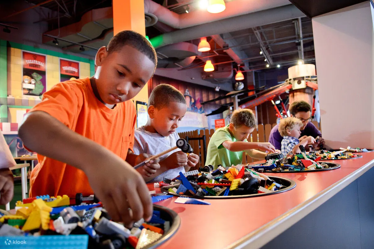 Children playing with Legos