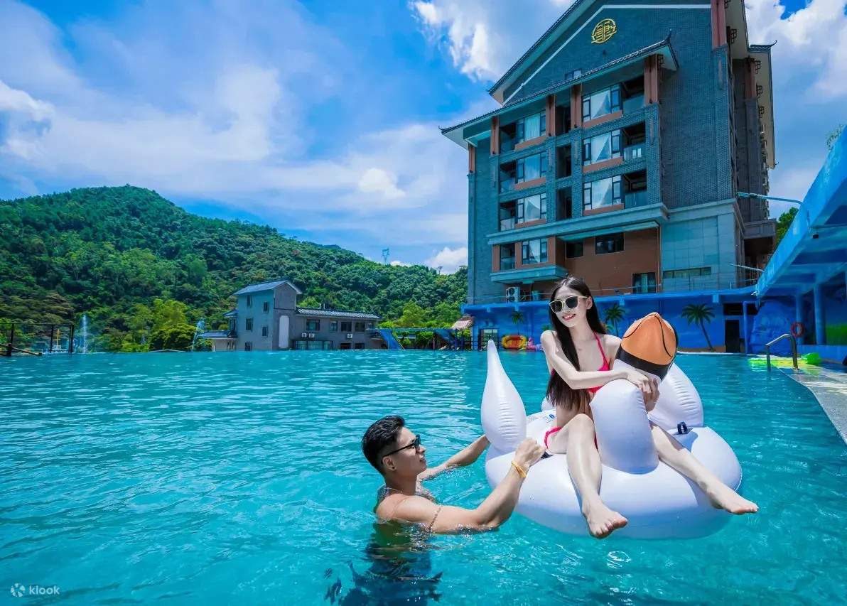 Pakej penginapan di Qingyuan Bijia Mountain Ju Forest Resort Hotel