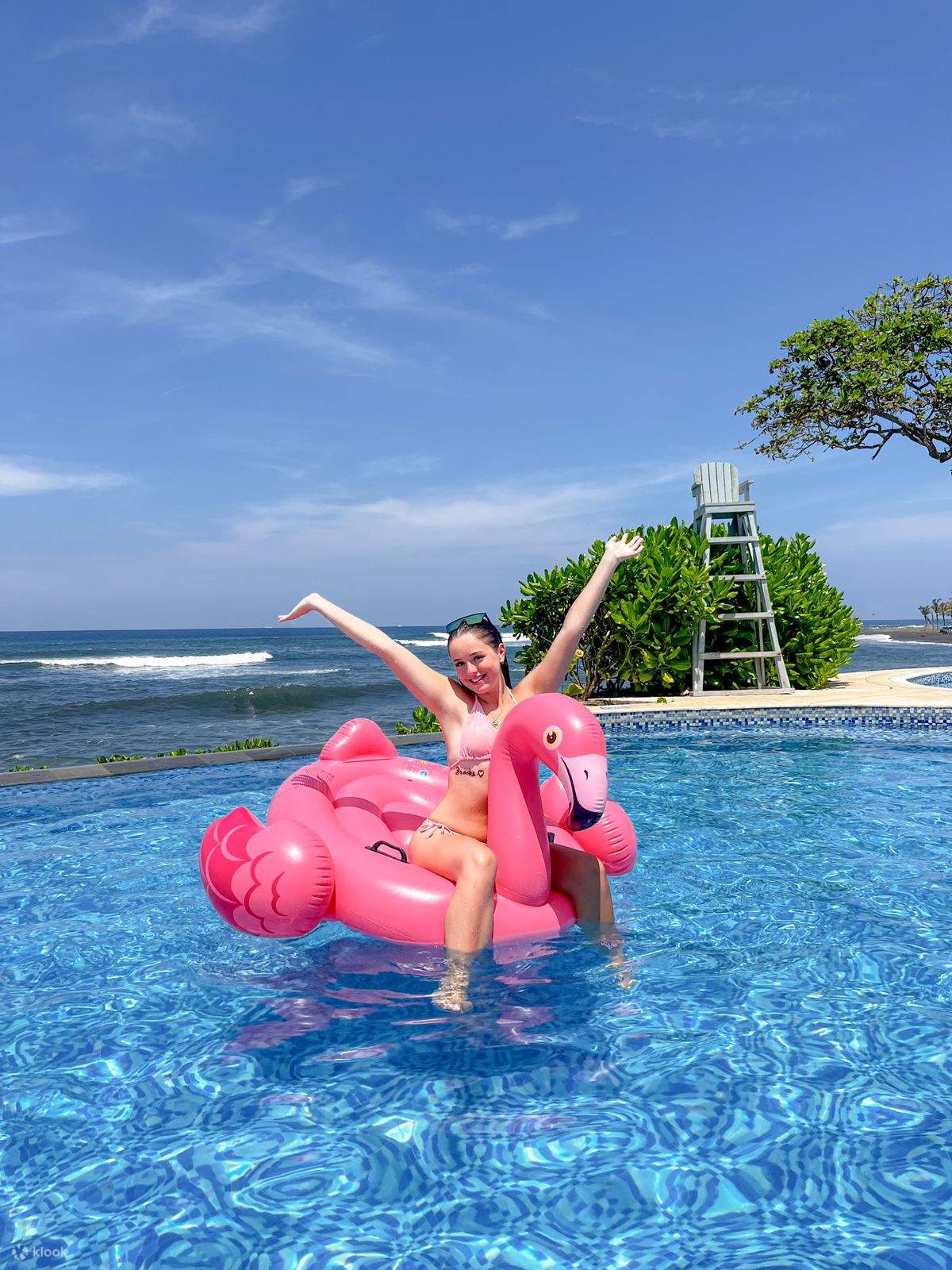 Flamingo Beach Club Pass на Бали