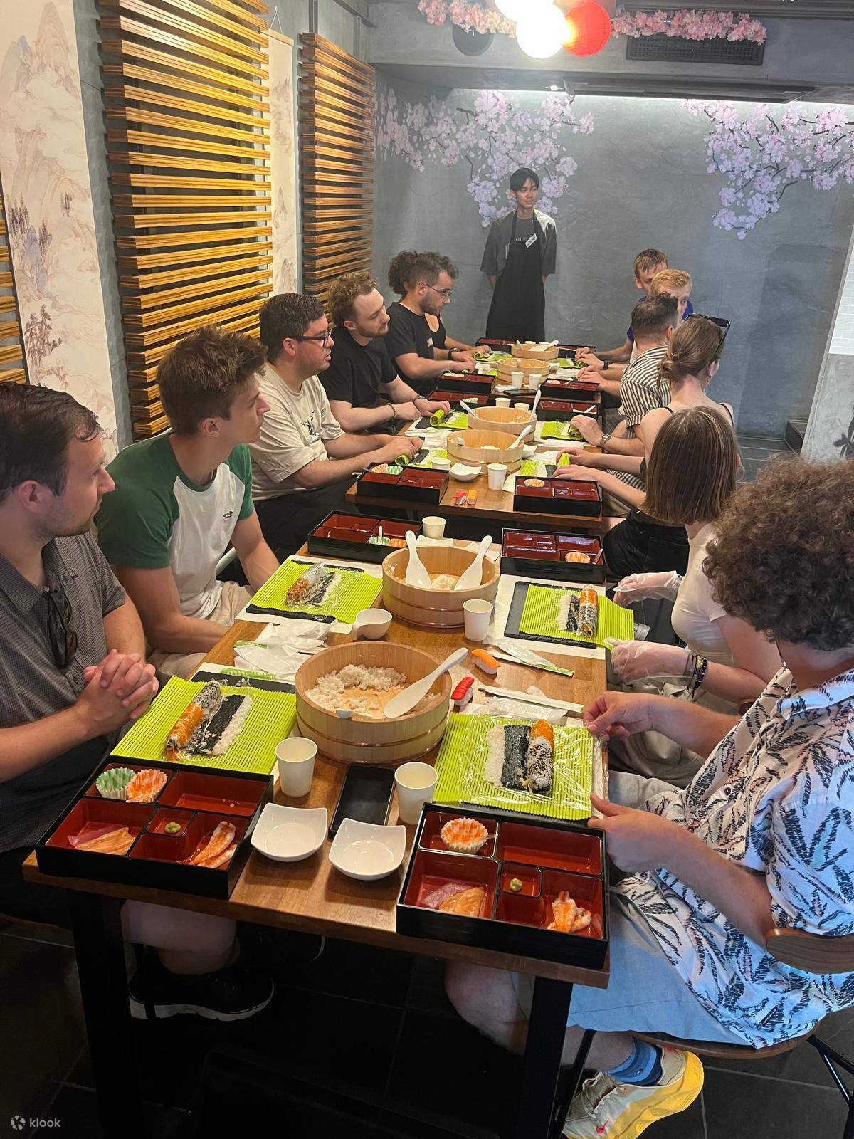 Bester Sushi-Kurs in Tokio: Sushi-Kurs Shibuya