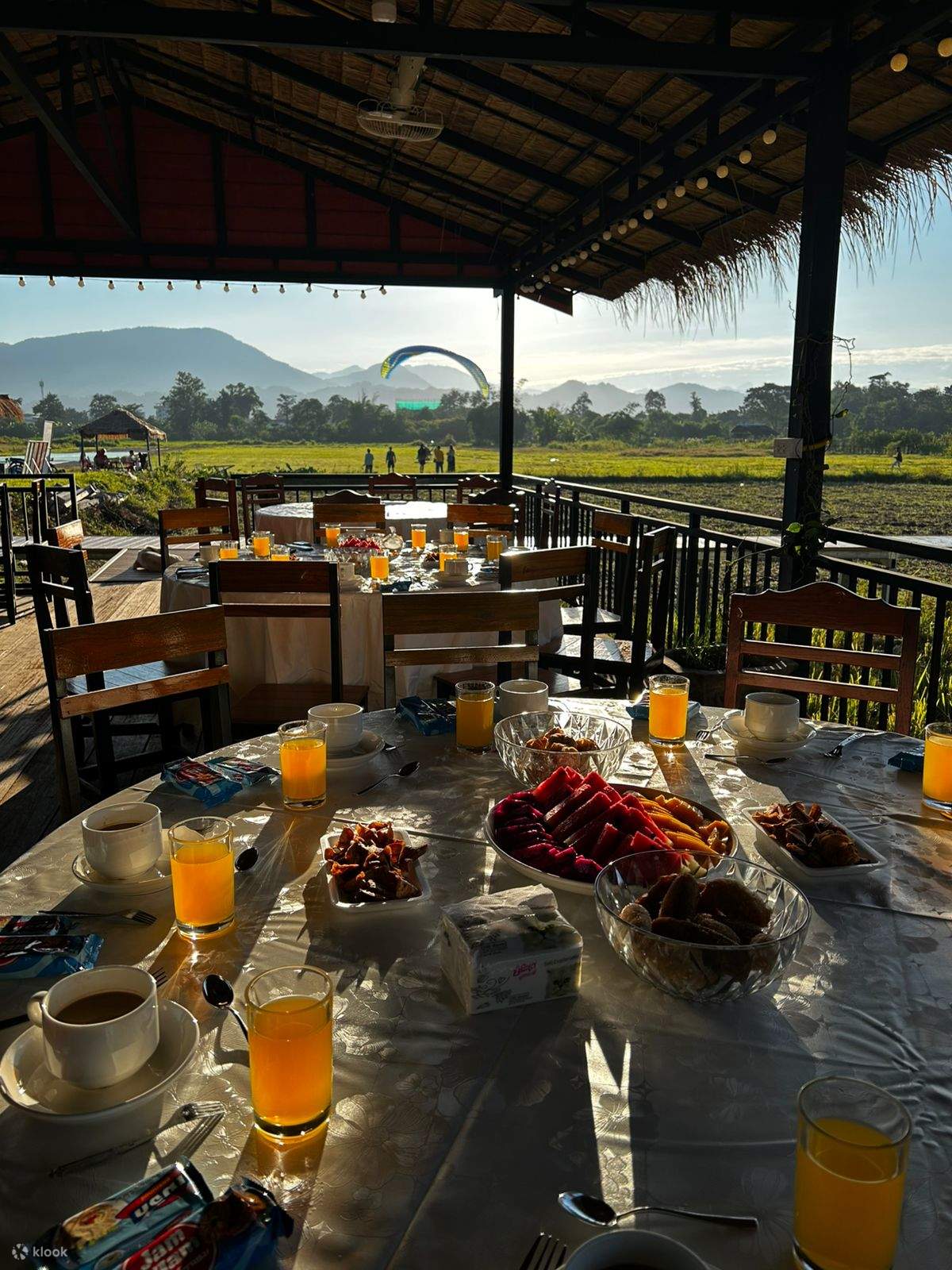 Snacks and champagne enjoy after the hot air balloon flight