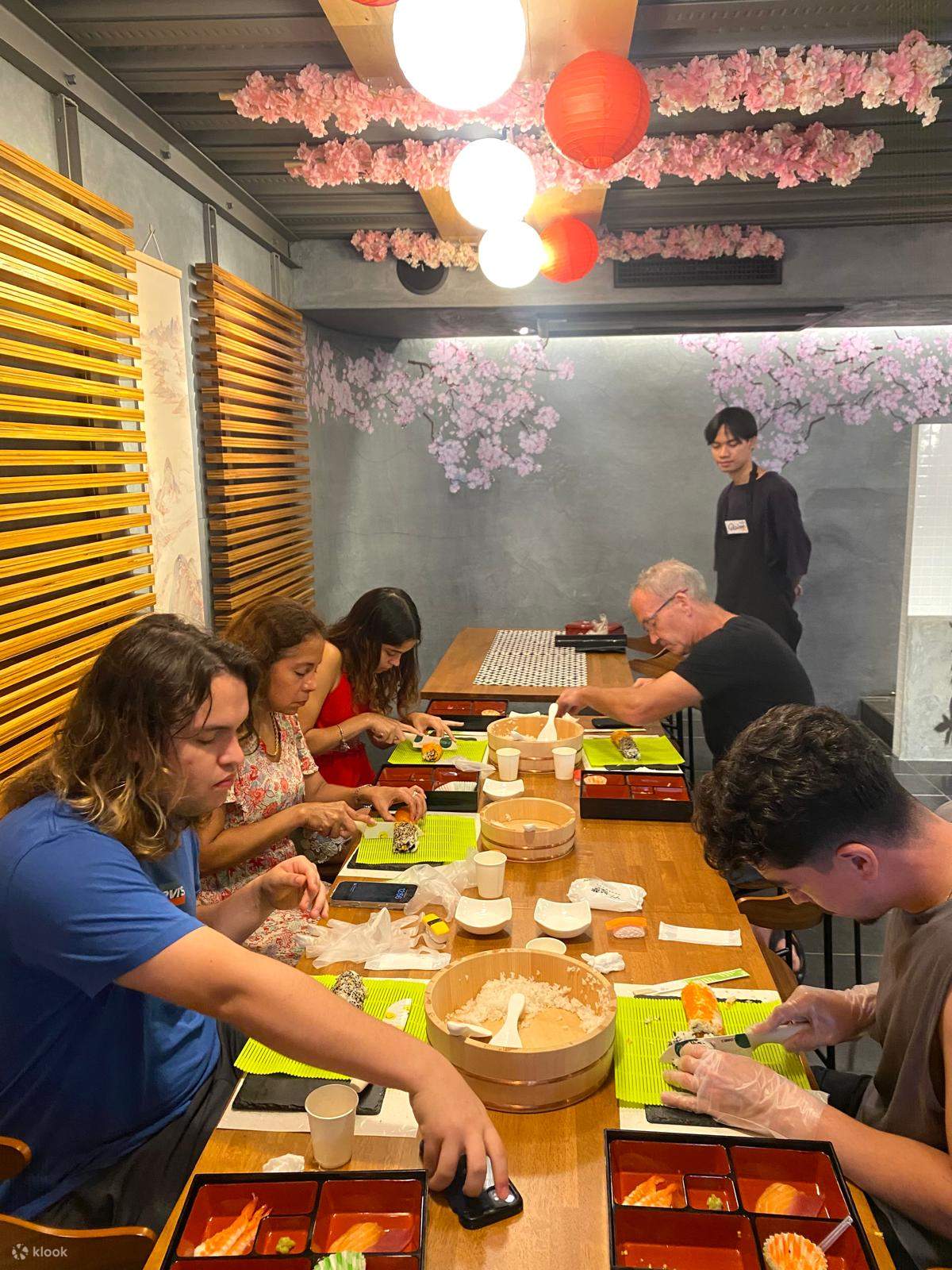 Best Sushi Making Class in Tokyo: Sushi Making Class Shibuya