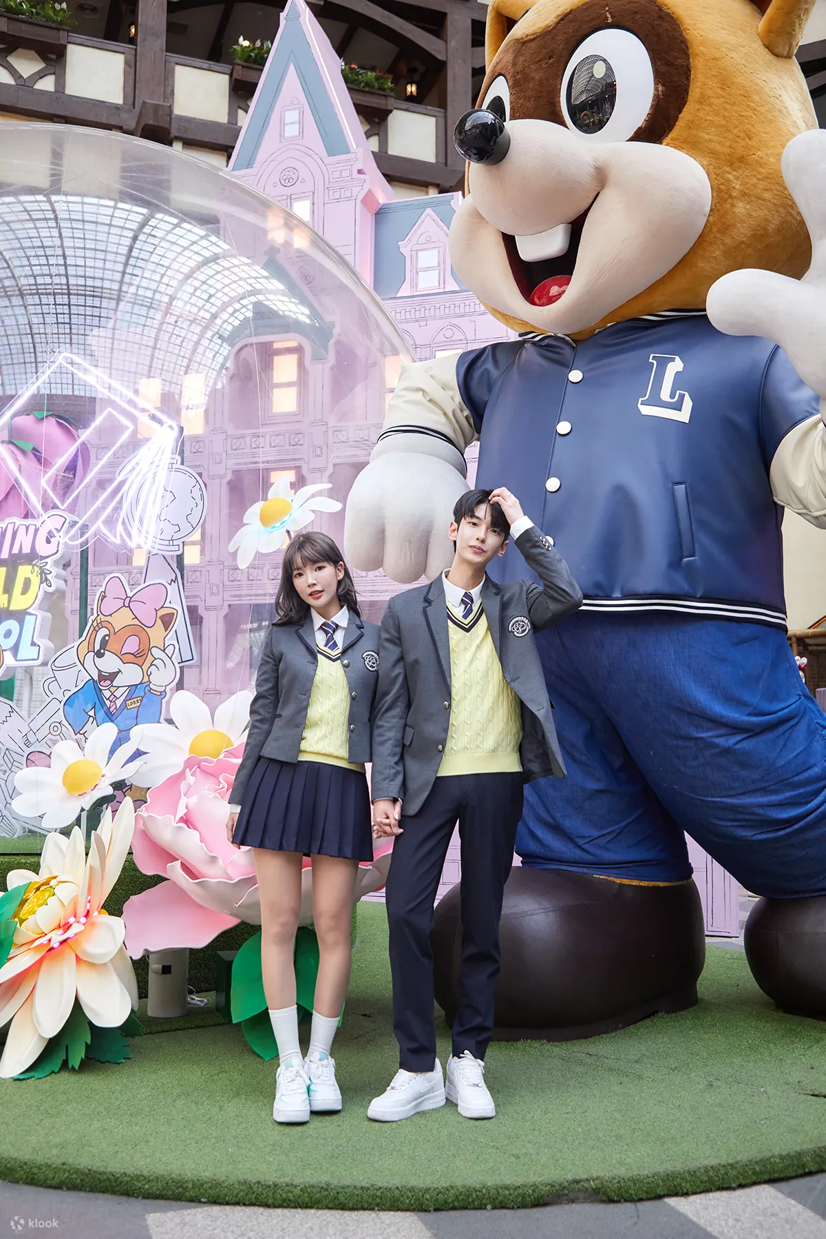 校服