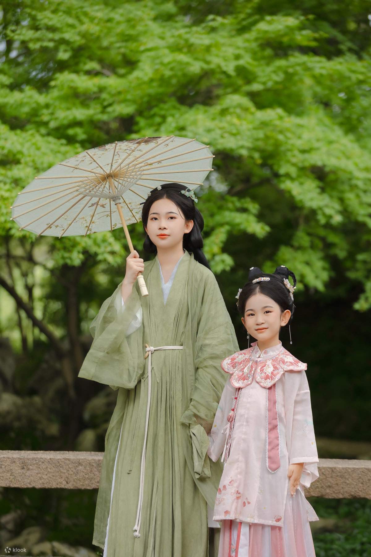 旅拍 蘇州漢服旅行写真撮影（漢服衣装+メイクアップ+ヘアアクセサリー+小道具+無料を含む） | Klook