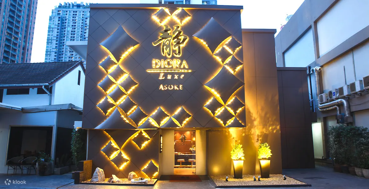 在DIORA的Asoke分店犒賞自己，嘗試各種放鬆身心的水療按摩！