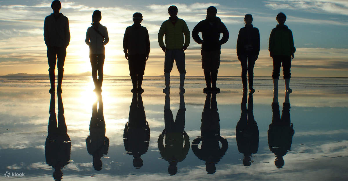 Atardecer en el salar de Uyuni