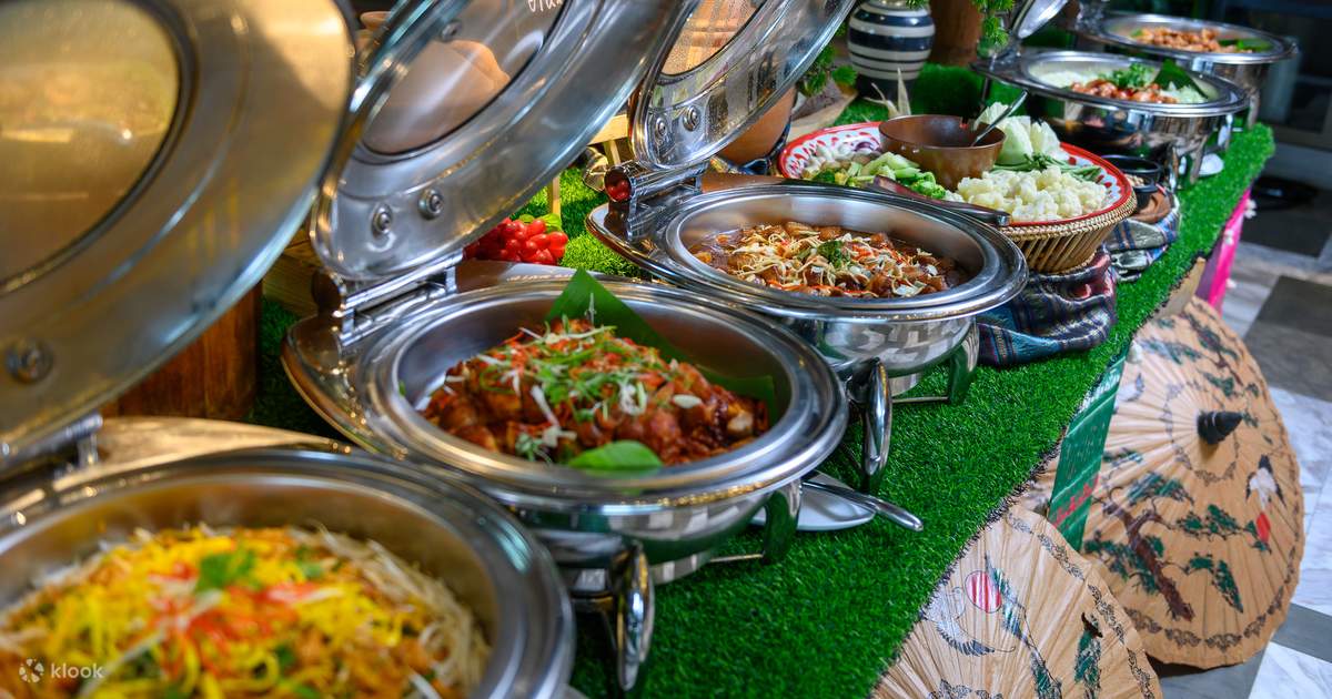 Food Exchange at Novotel Bangkok Sukhumvit 20 in Bangkok