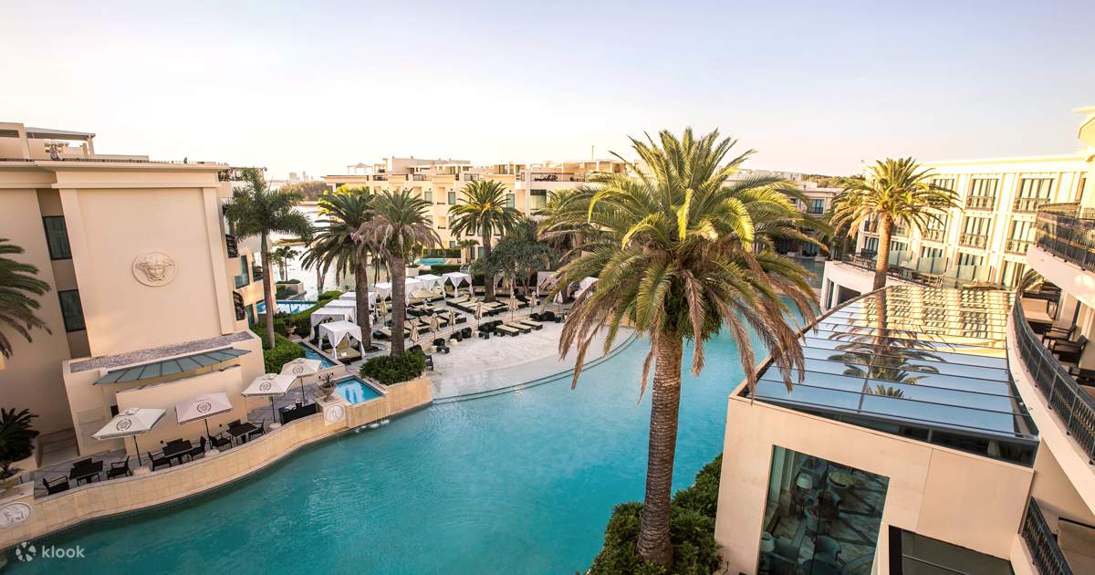 Le Jardin Royal Couture High Tea and Il Barocco Seafood Buffet di