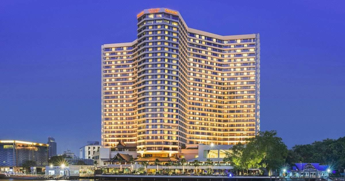 Royal Orchid Sheraton Hotel & Towers Bangkok Staycation with Club