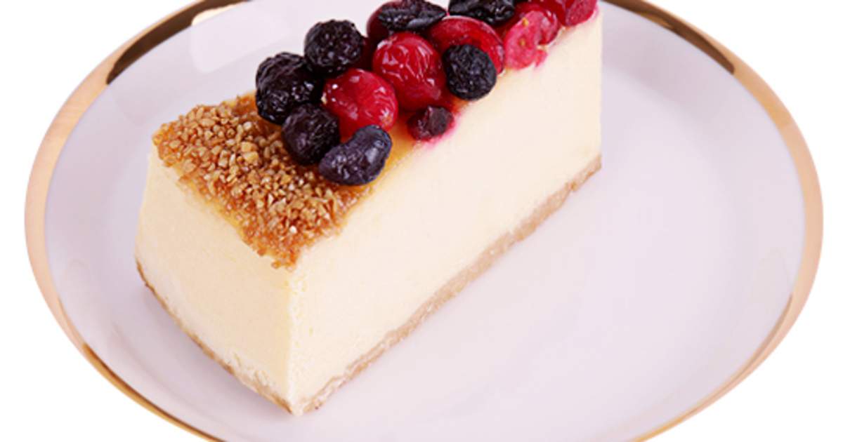 чизкейк в кафе. чизкейк в кафе. красивые десерты. чизкейк в кафе. пирожное чизкейк.