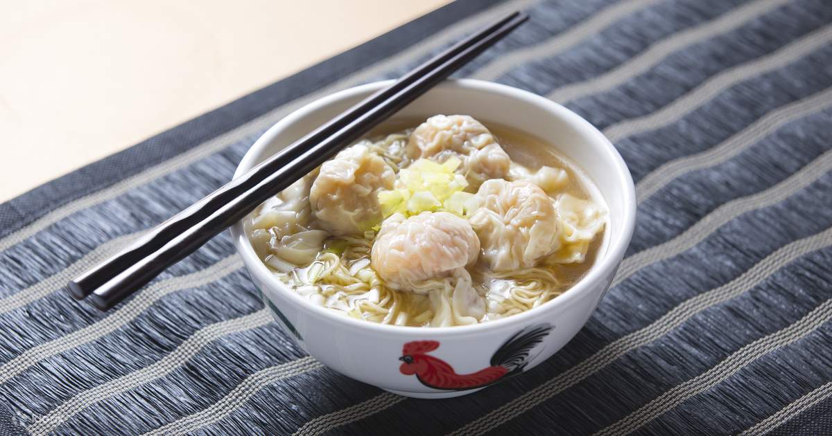 So Three Wonton Discounted Shrimp Wonton Noodles Set in Hong Kong