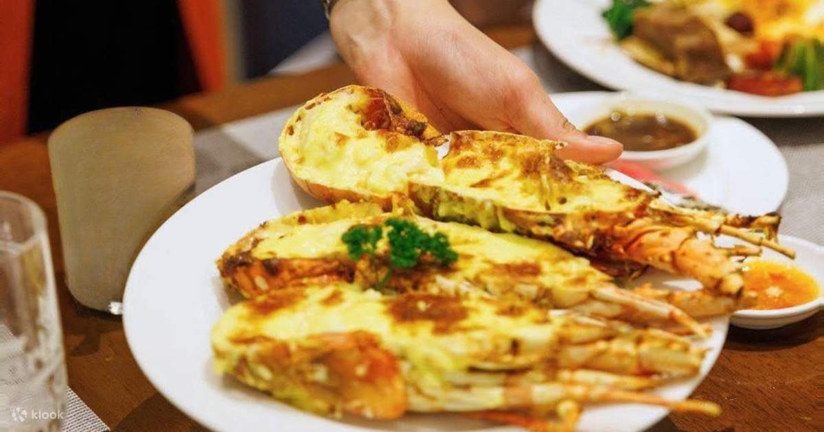 International Buffet at Sheraton Hanoi Hotel (Oven D'or Restaurant)