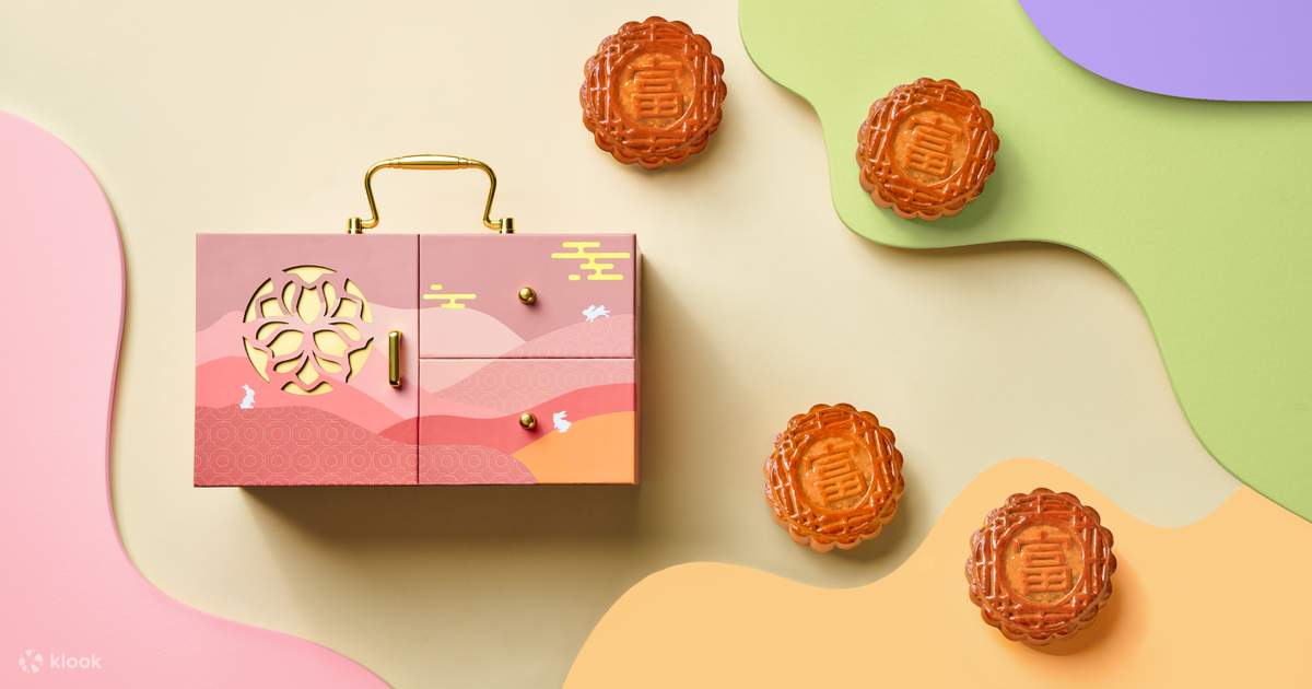 Mid-Autumn Mooncakes at Furama Riverfront