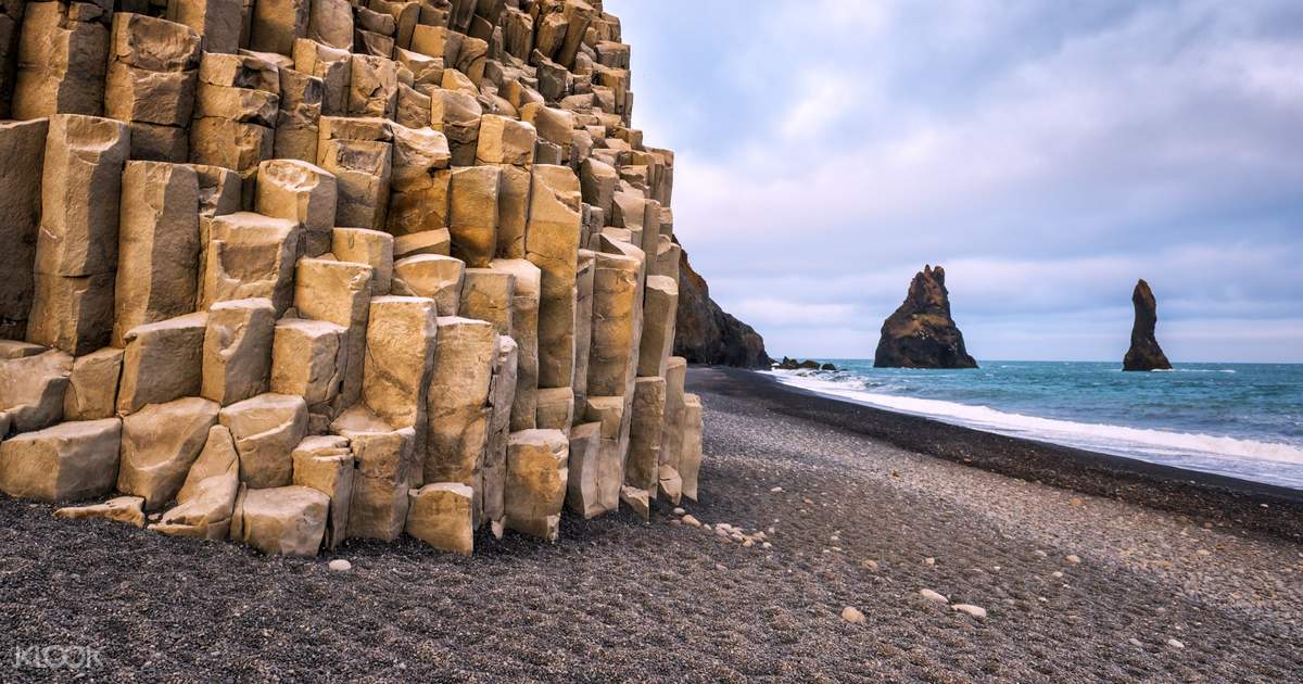 South Coast and Glacier Hike