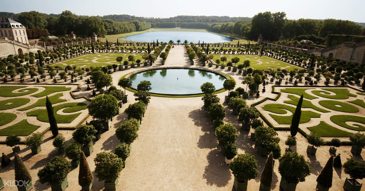 Versailles Palace & Gardens Skip-the-Line Tour