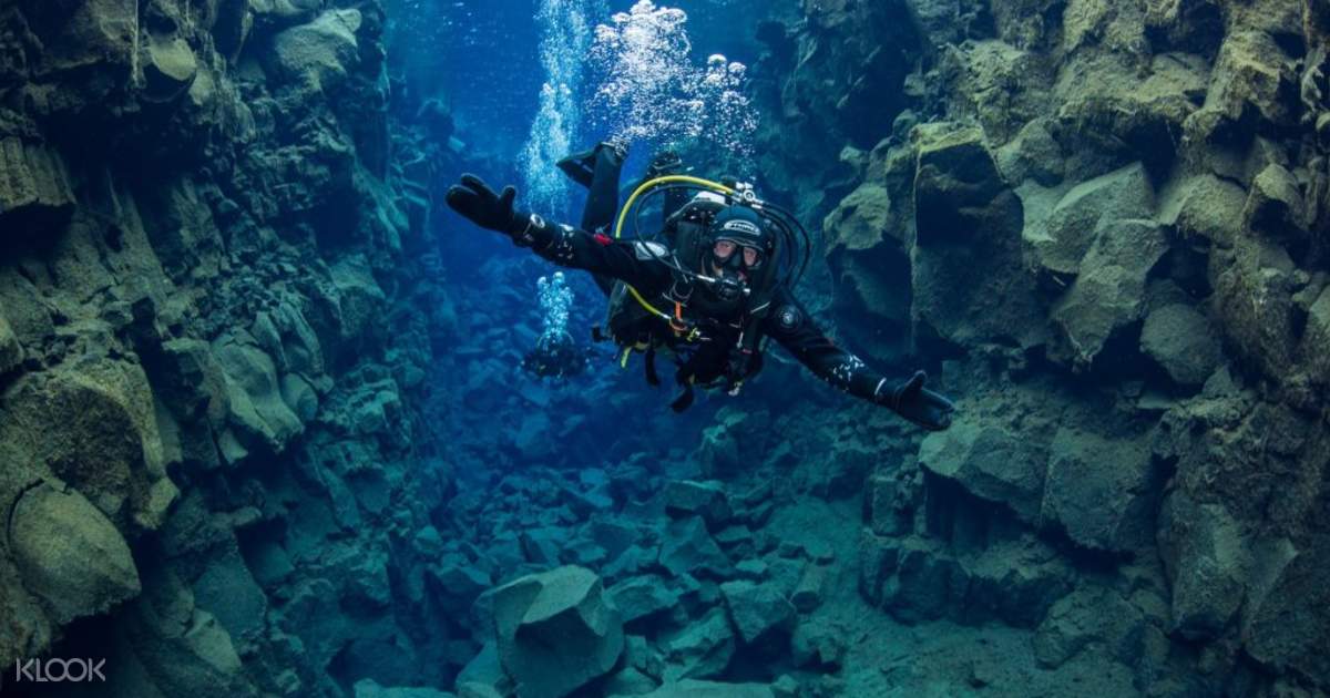 Diving the Silfra Fissure