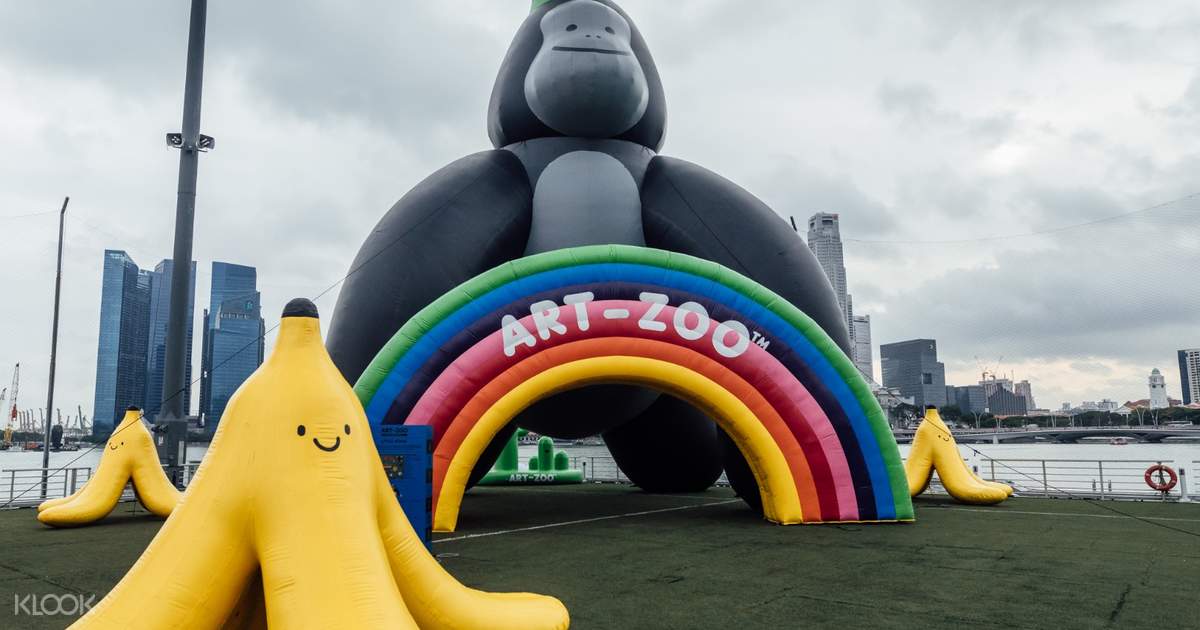 ArtZoo Inflatable Park i Light Marina Bay 2018 in Singapore