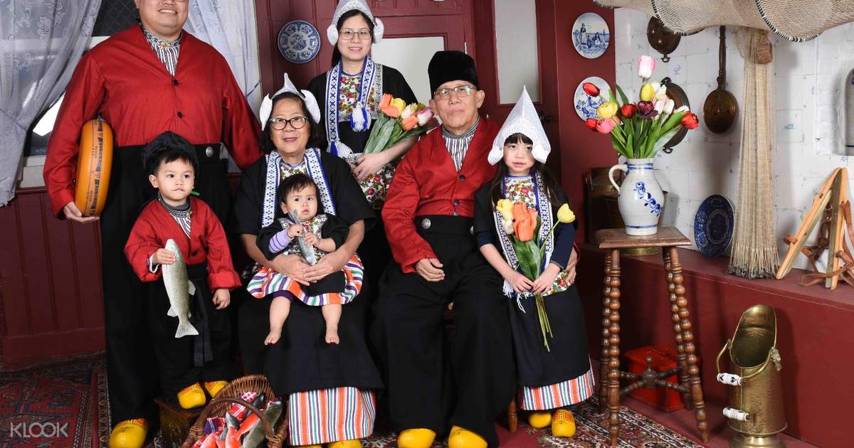 Traditional Dutch Costume Photoshoot Experience In Amsterdam Klook Us