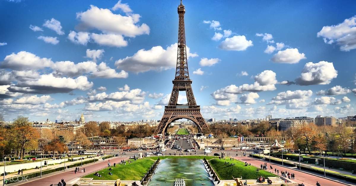 Paris City Bus Tour