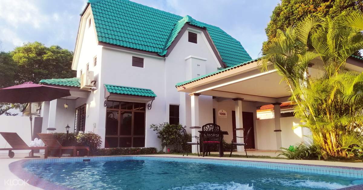 Fire Fly Magical Light Show At Freeport A Famosa Outlet