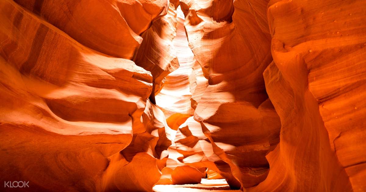 Upper Antelope Canyon Day Tour From Las Vegas
